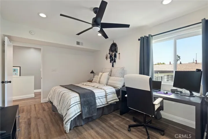 11154 Huston Street 3, North Hollywood, California 91601