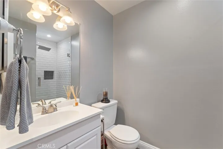 11154 Huston Street 3, North Hollywood, California 91601