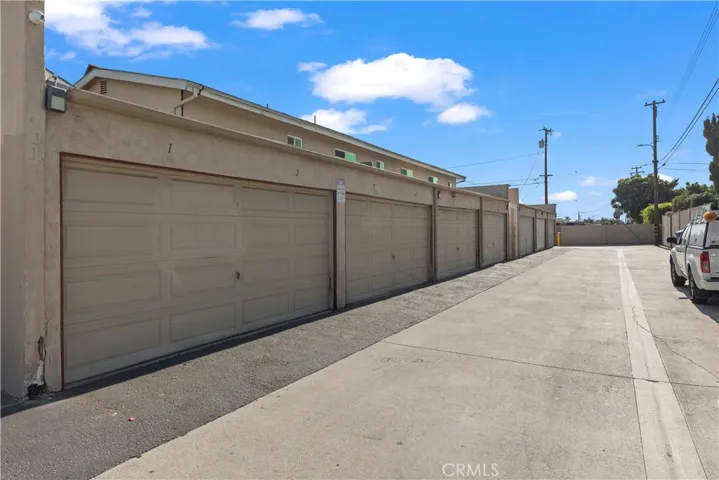 921 S Park Circle, Anaheim, California 92804