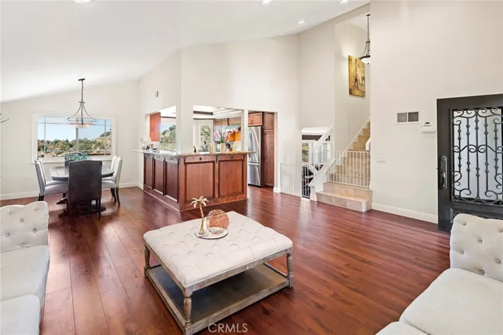 6821 E Kentucky Avenue, Anaheim Hills, California 92807