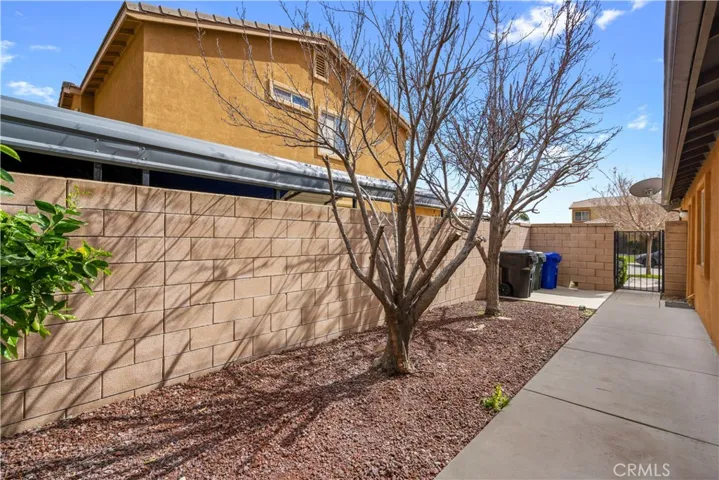 15372 Wood Duck Street, Fontana, California 92336