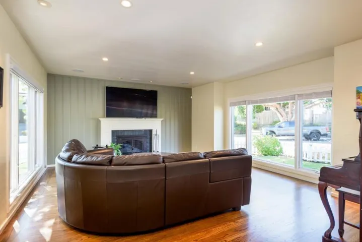 1160 Santa Lucia Avenue, San Bruno, California 94066