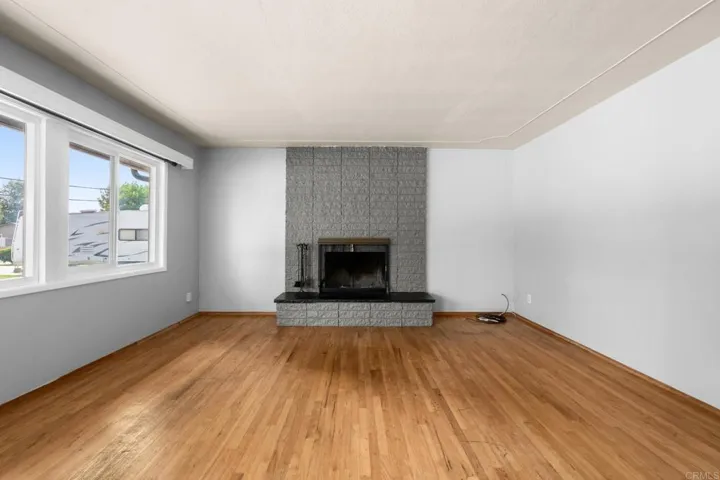10234 Vista Camino, Lakeside, California 92040