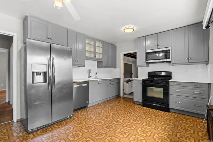 10234 Vista Camino, Lakeside, California 92040