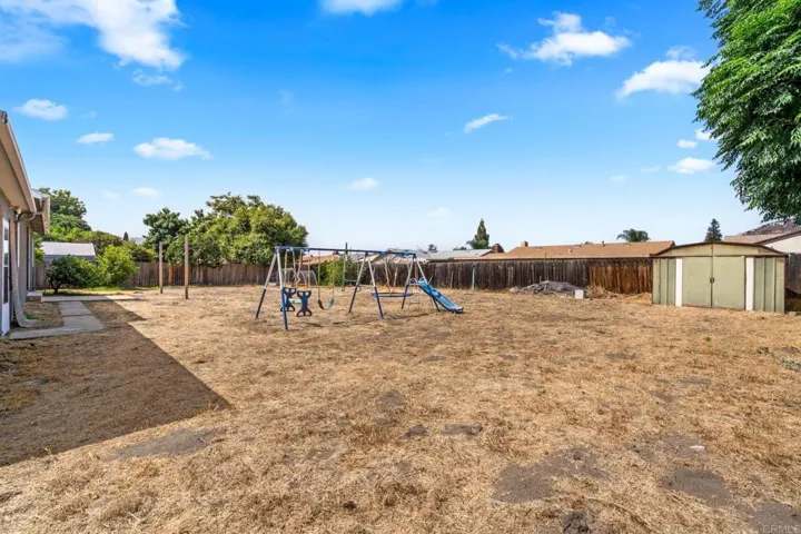 10234 Vista Camino, Lakeside, California 92040