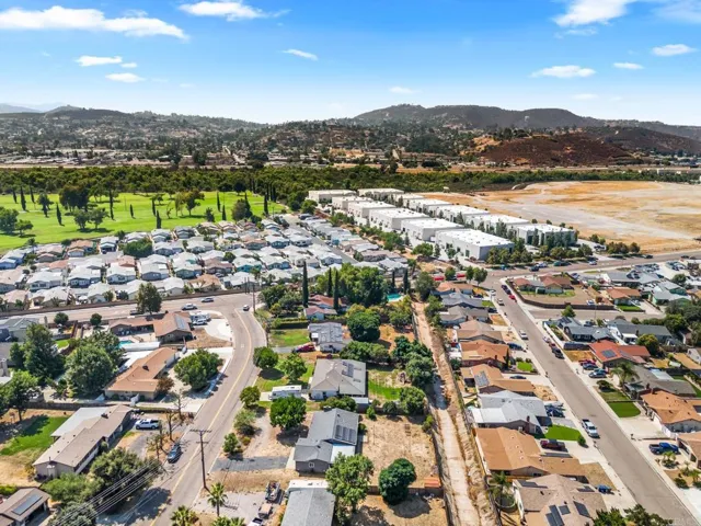 10234 Vista Camino, Lakeside, California 92040