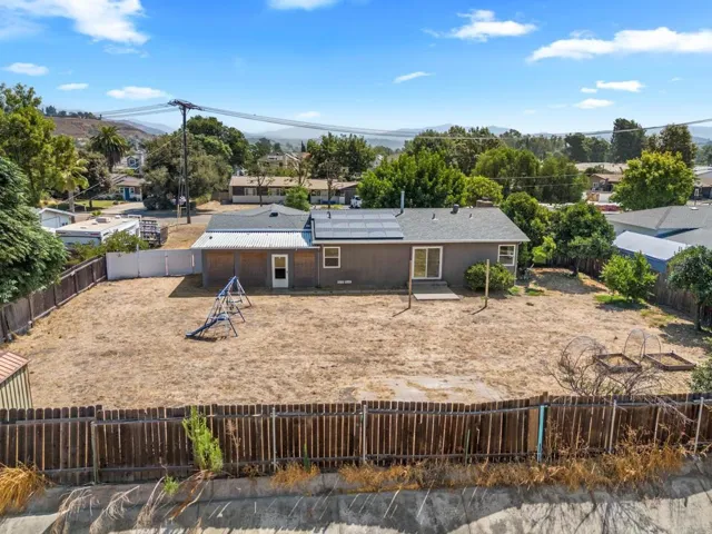 10234 Vista Camino, Lakeside, California 92040