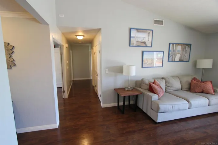 10819 Len St, Santee, California 92071