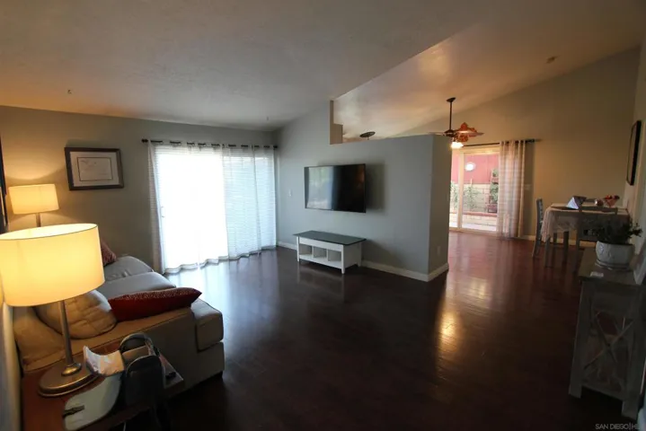 10819 Len St, Santee, California 92071