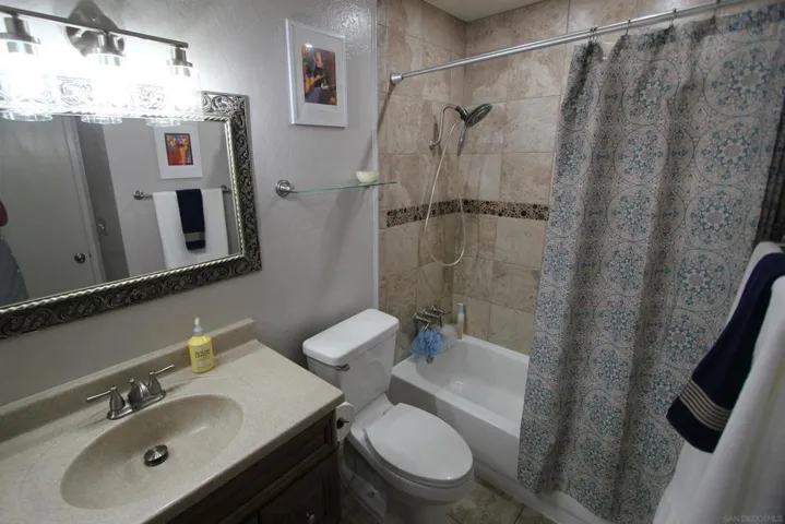 10819 Len St, Santee, California 92071
