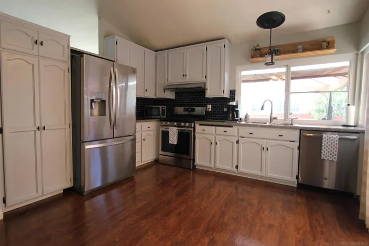 10819 Len St, Santee, California 92071