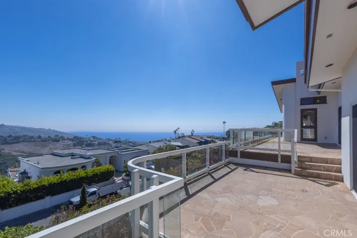 1564 Skyline Drive, Laguna Beach, California 92651
