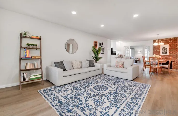 13742 Ahwahnee Way, Poway, California 92064