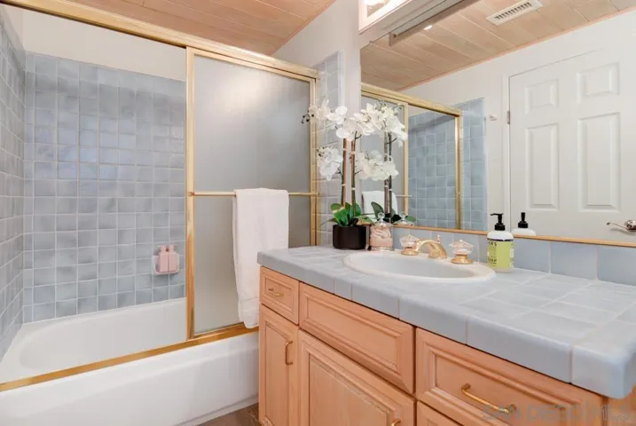13742 Ahwahnee Way, Poway, California 92064