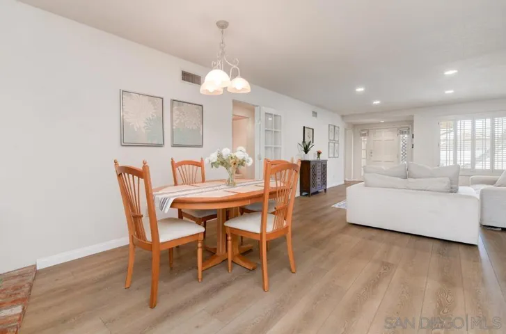 13742 Ahwahnee Way, Poway, California 92064