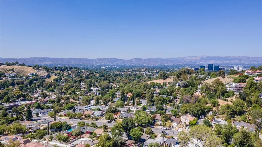 21768 Ybarra Road, Woodland Hills, California 91364
