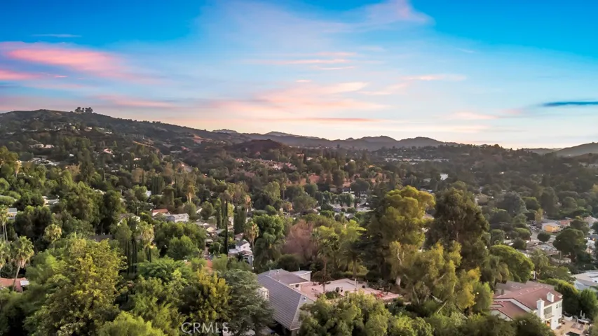 21768 Ybarra Road, Woodland Hills, California 91364