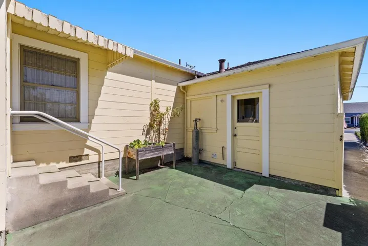 81 Cutter Drive, Watsonville, California 95076