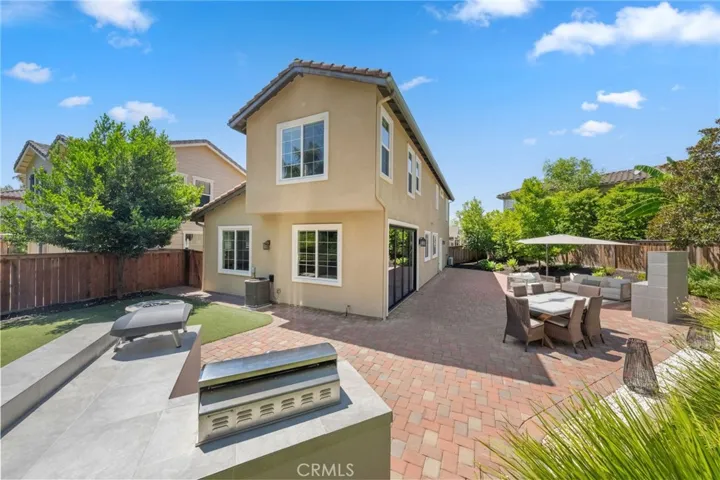 52 Potters Bend, Ladera Ranch, California 92694