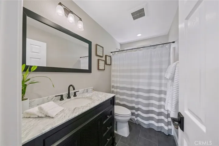 52 Potters Bend, Ladera Ranch, California 92694
