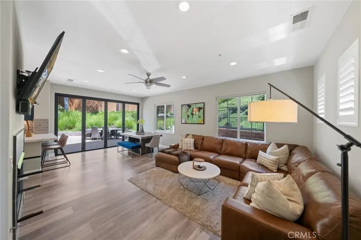 52 Potters Bend, Ladera Ranch, California 92694