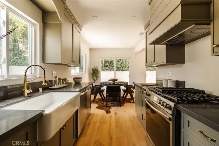 4646 Jessica Drive, Los Angeles, California 90065