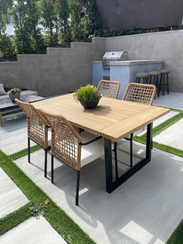 4646 Jessica Drive, Los Angeles, California 90065