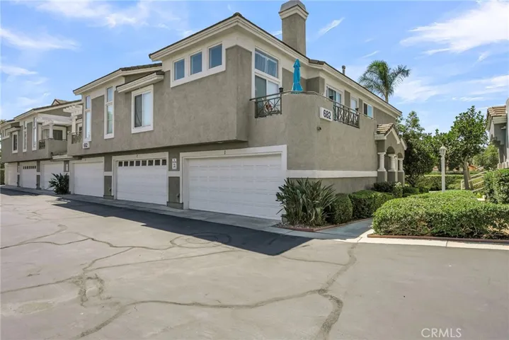 682 Azure Lane 2, Corona, California 92879
