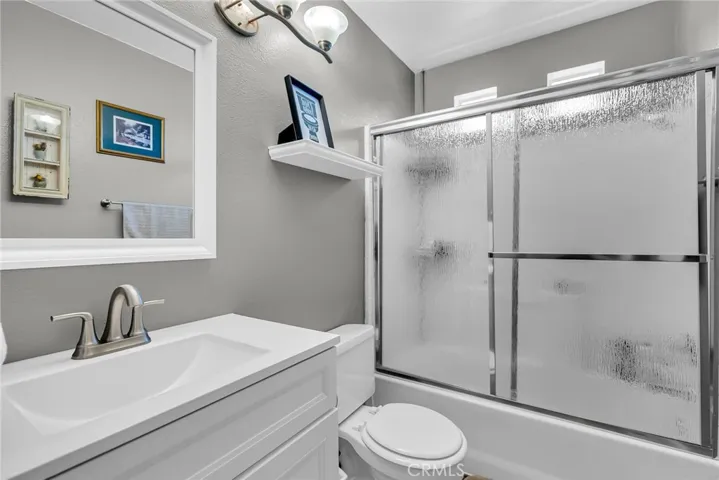 682 Azure Lane 2, Corona, California 92879