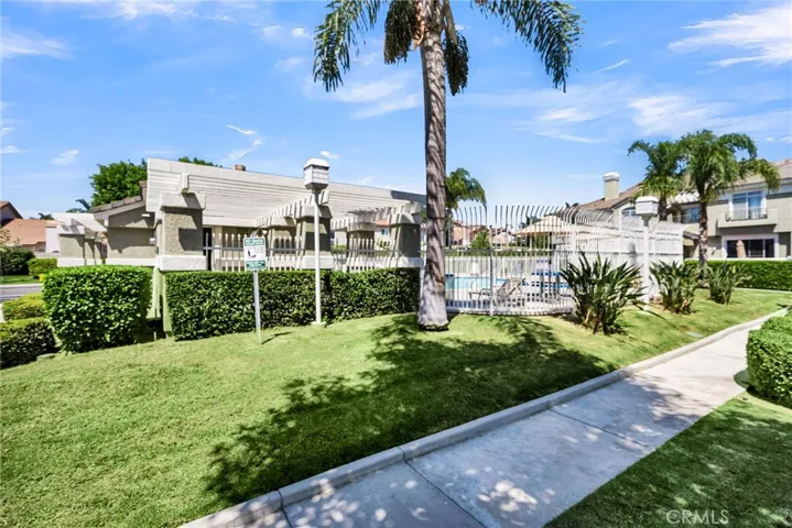682 Azure Lane 2, Corona, California 92879