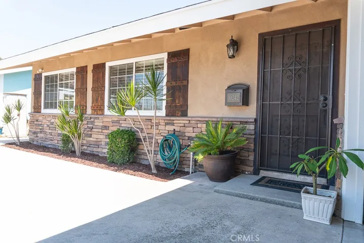 10242 Barbara Anne Street, Cypress, California 90630