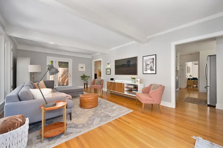 2717 Curtis Way, Sacramento, California 95818