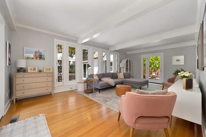 2717 Curtis Way, Sacramento, California 95818