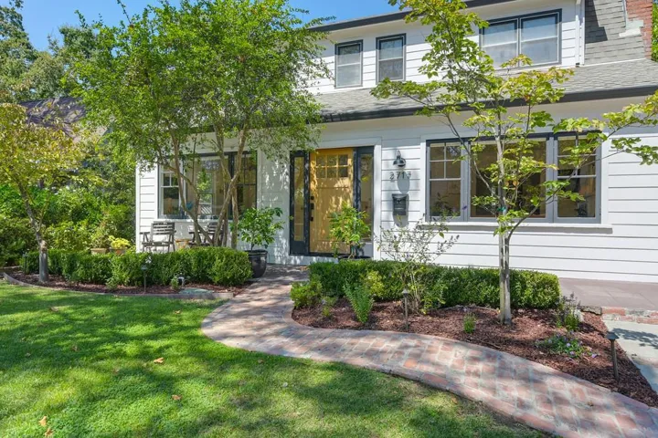 2717 Curtis Way, Sacramento, California 95818