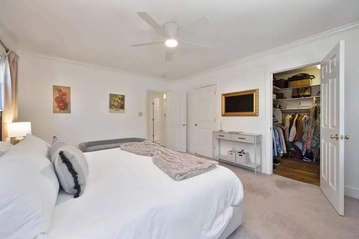 2717 Curtis Way, Sacramento, California 95818