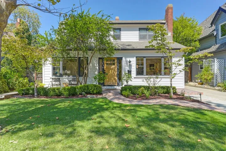 2717 Curtis Way, Sacramento, California 95818