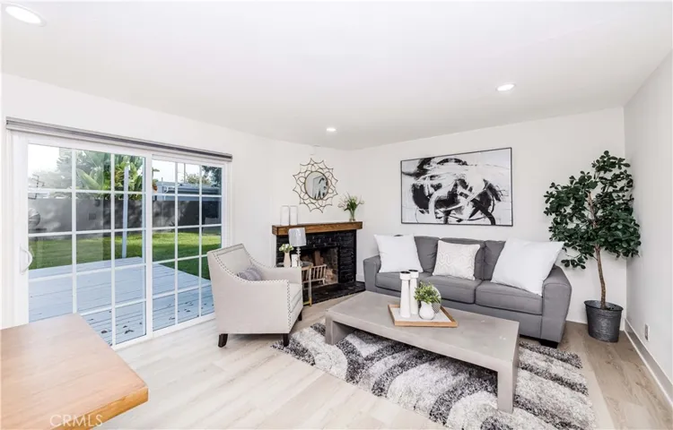 16242 Nassau Lane, Huntington Beach, California 92649