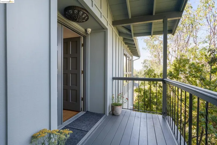 511 Florence Ave, Oakland, California 94618