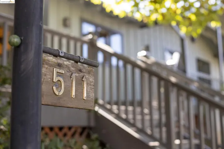 511 Florence Ave, Oakland, California 94618