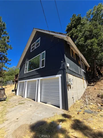 21756 Devils Canyon Road, Cedarpines Park, California 92322