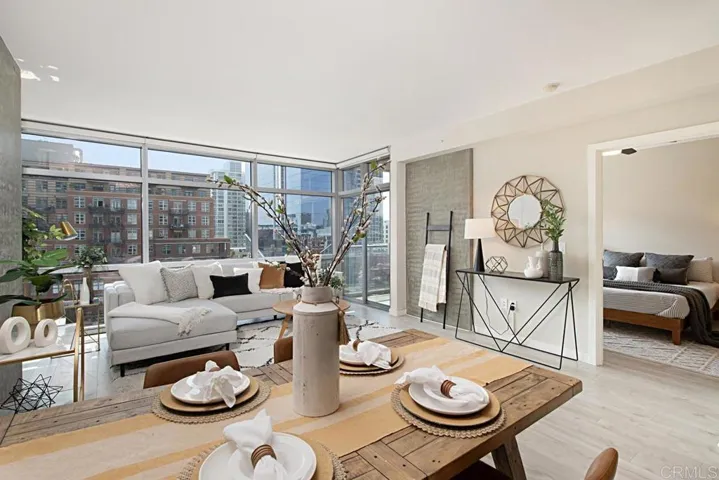 800 The Mark Lane 709, San Diego, California 92101