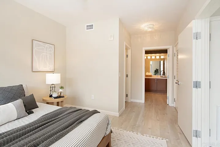 800 The Mark Lane 709, San Diego, California 92101