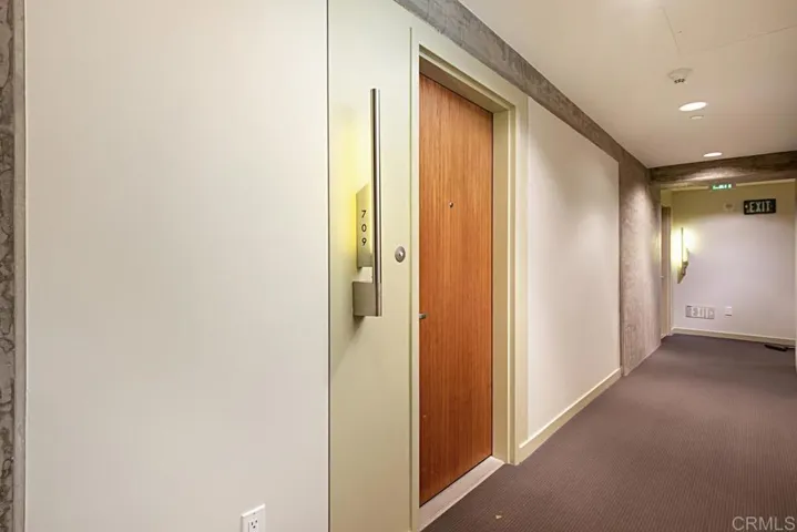 800 The Mark Lane 709, San Diego, California 92101
