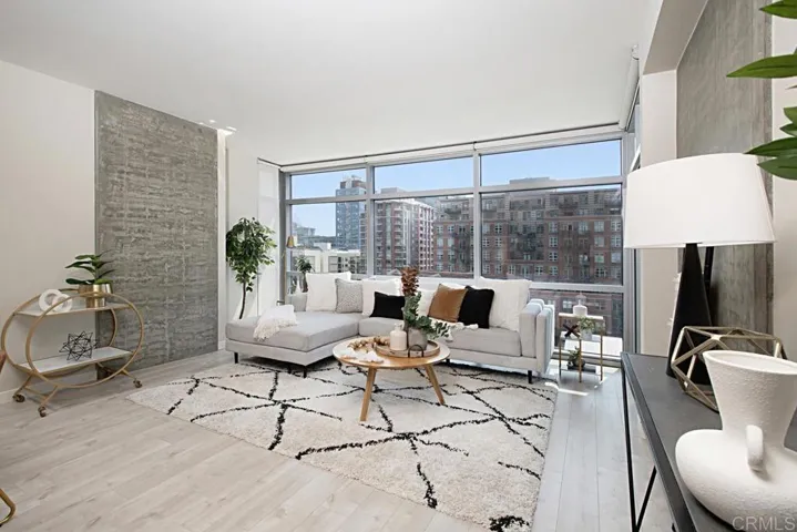 800 The Mark Lane 709, San Diego, California 92101