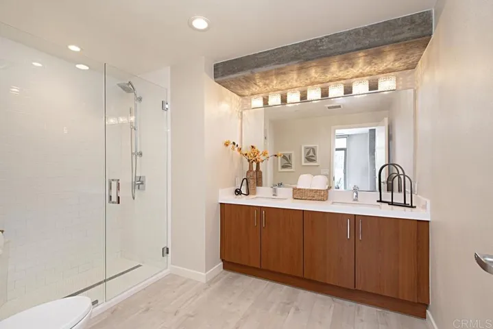 800 The Mark Lane 709, San Diego, California 92101