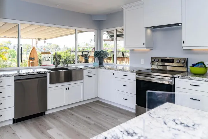 7521 El Paso Street, La Mesa, California 91942