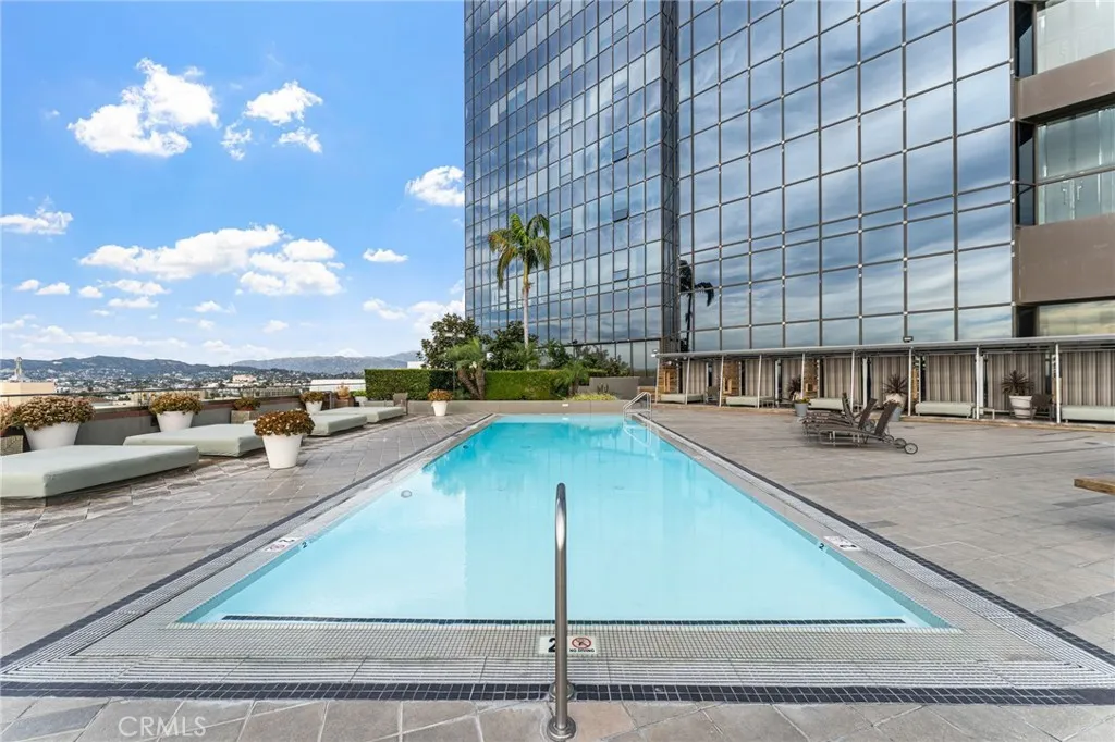 1100 Wilshire Boulevard 2608, Los Angeles, California 90017 home-pic-17
