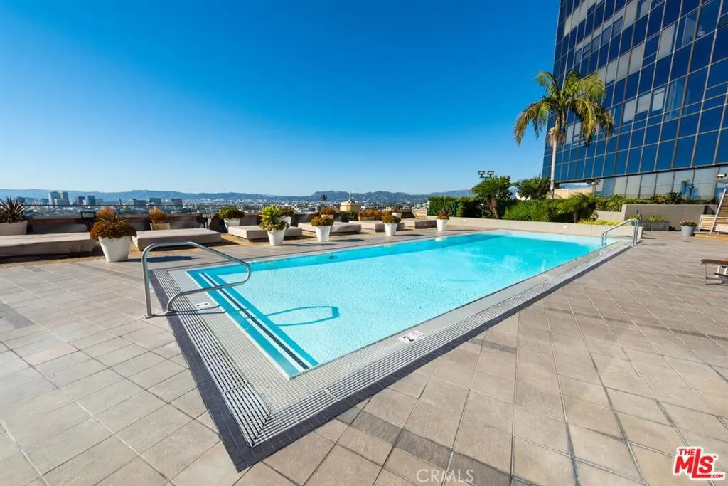 1100 Wilshire Boulevard 2608, Los Angeles, California 90017 home-pic-13