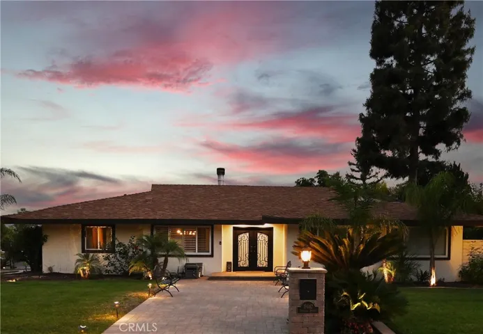 19442 Superior Street, Northridge, California 91324