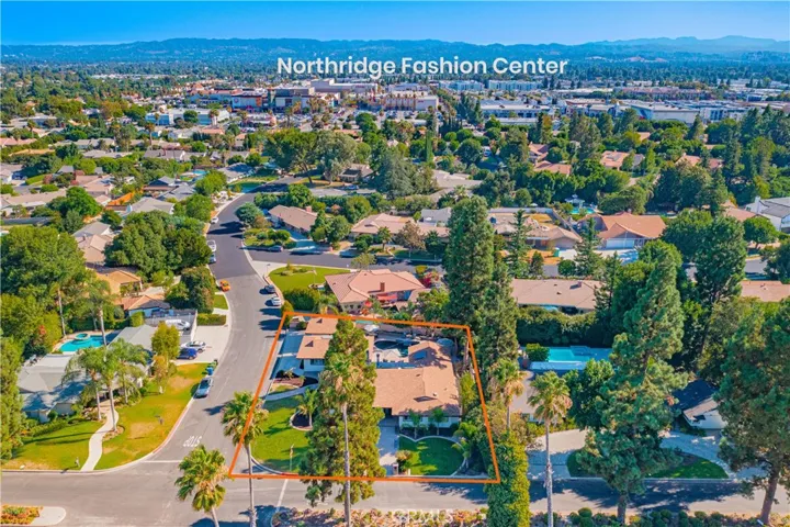 19442 Superior Street, Northridge, California 91324